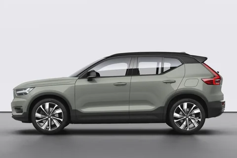 Volvo XC40 Recharge P8 AWD 2020 view 11