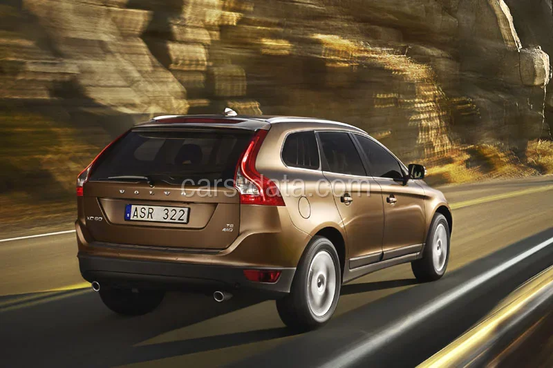 Volvo XC60 2.4D Kinetic 2009 front view