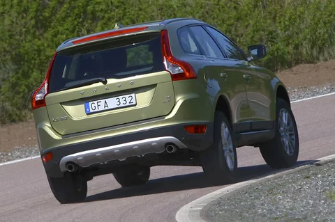 Volvo XC60 D3 Summum 2010 view 11