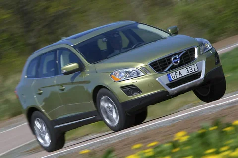 Volvo XC60 D3 Summum 2010 view 12