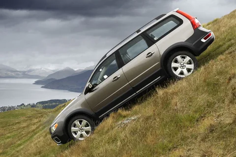 Volvo XC70 2.4D Summum 2009 view 2