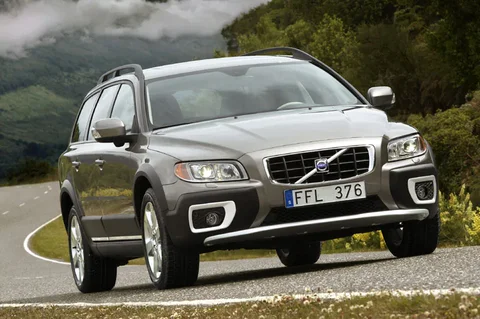 Volvo XC70 2.4D Summum 2009 view 3