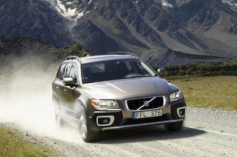 Volvo XC70 2.4D Summum 2009 view 6