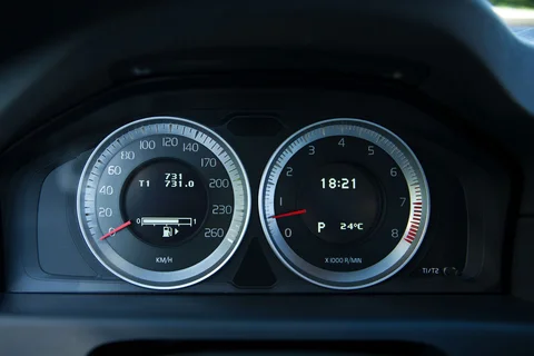 Volvo XC70 D4 Summum 2012 view 5