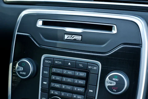 Volvo XC70 D4 Summum 2012 view 7