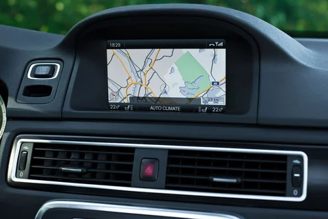 Volvo XC70 D4 Summum 2012 view 8