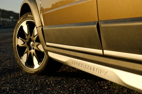 Volvo XC70 D4 Summum 2012 view 11