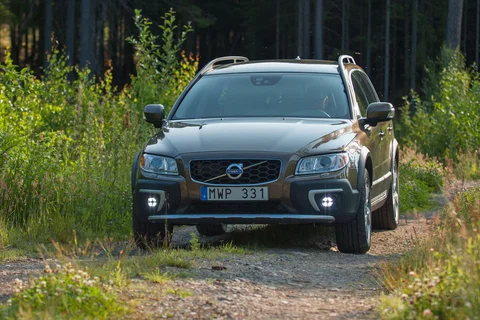 Volvo XC70 T5 Polar+ 2016 view 10