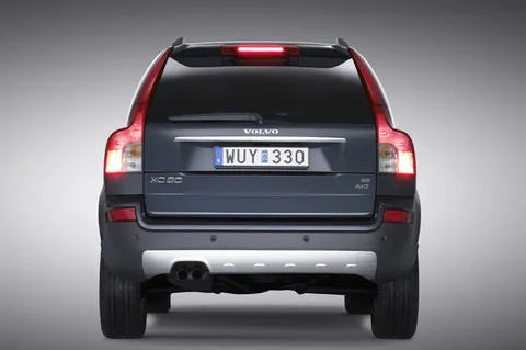 Volvo XC90 D3 Momentum 2010 view 9