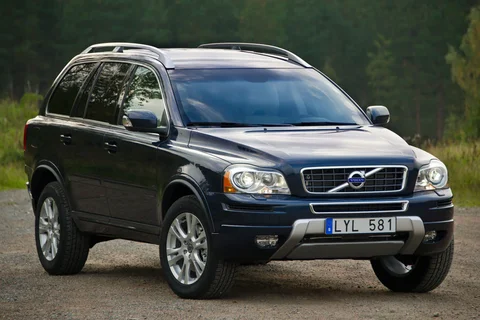 Volvo XC90 3.2 Momentum 2011 view 9