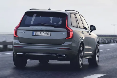 Volvo XC90 T5 AWD R-Design 2019 view 4
