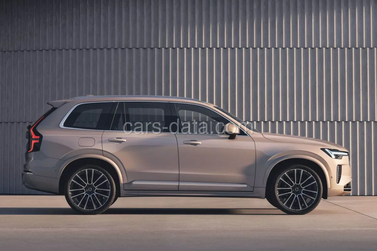 Volvo XC90 T8 Plug-in Hybrid AWD Plus 2024 front view
