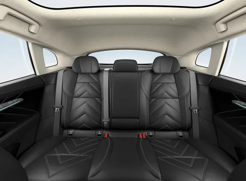 Zeekr 001 Performance AWD 2023 view 7