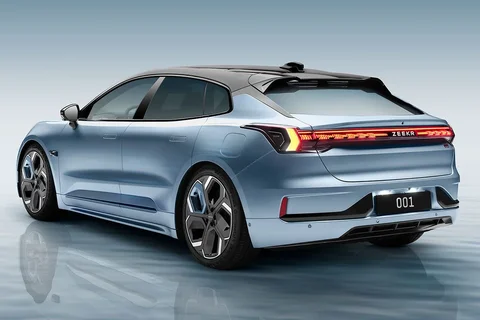 Zeekr 001 Performance AWD 2023 view 8