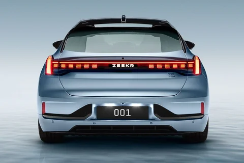 Zeekr 001 Performance AWD 2023 view 11