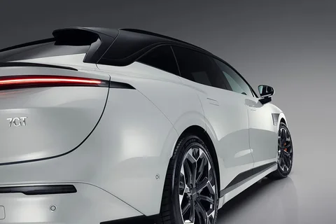 Zeekr 7GT Long Range RWD Launch Edition 2026 view 6